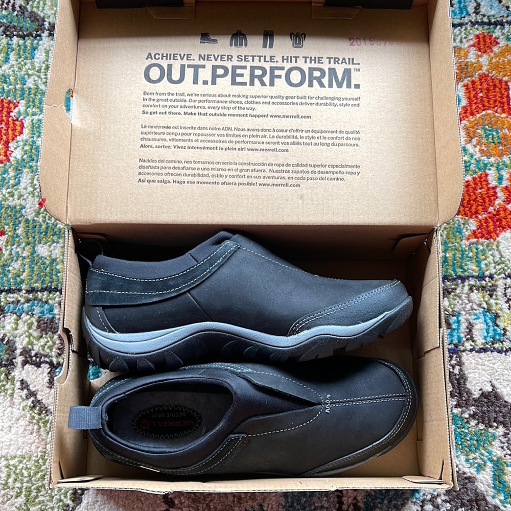 Brand new in box Merrel Dewbrook Moccasins Waterproof Shoes size 8